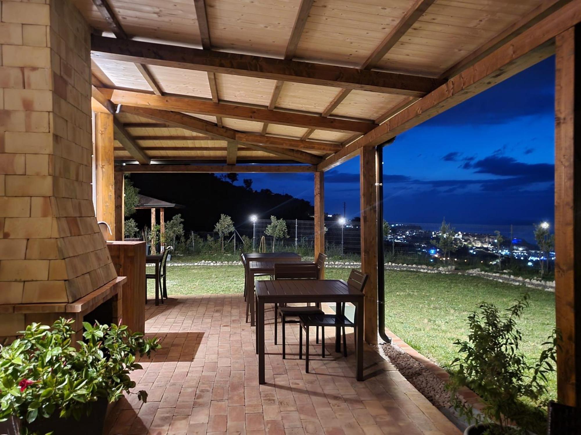 Casa Natura 40 Parghelia Exterior photo